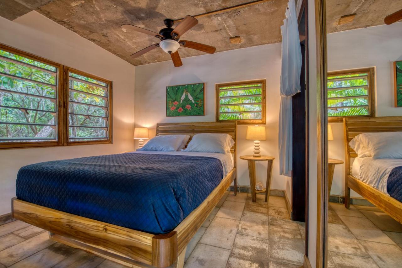 Camp Bay Lodge Bagian luar foto